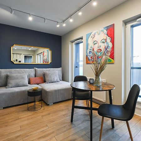 Regnum Noctis Piotrkowska 44 Apartment Lodź Bagian luar foto