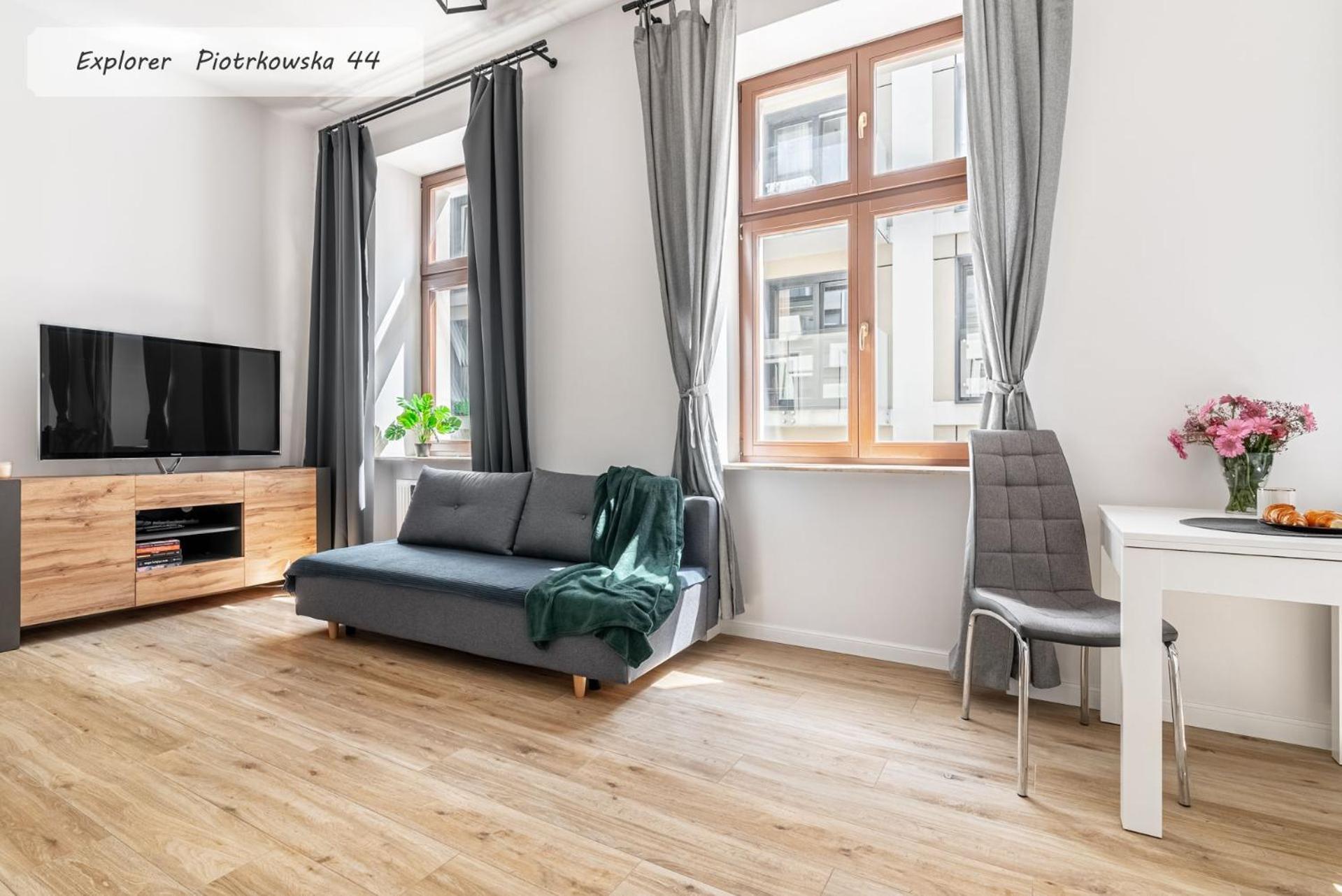 Regnum Noctis Piotrkowska 44 Apartment Lodź Bagian luar foto