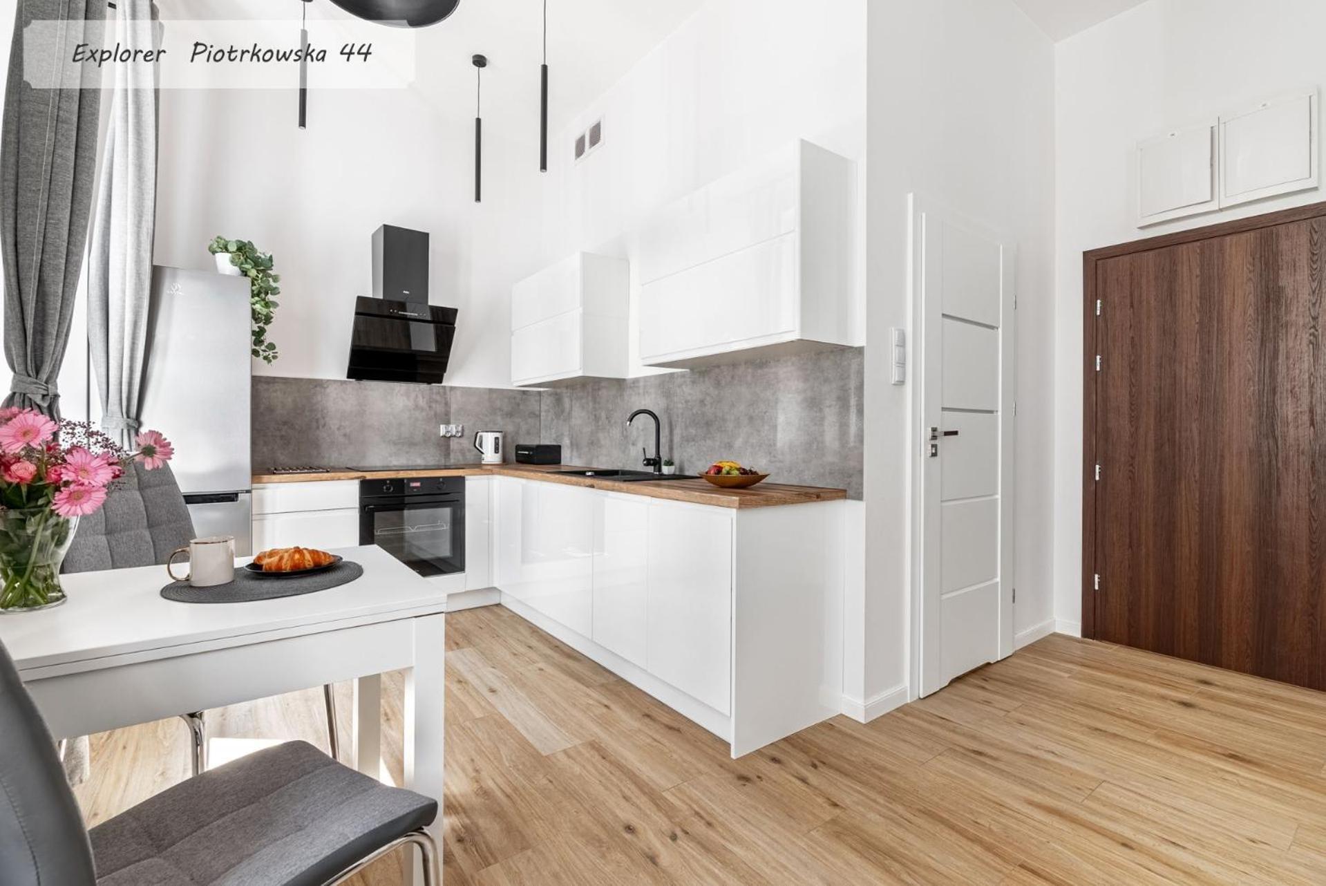 Regnum Noctis Piotrkowska 44 Apartment Lodź Bagian luar foto